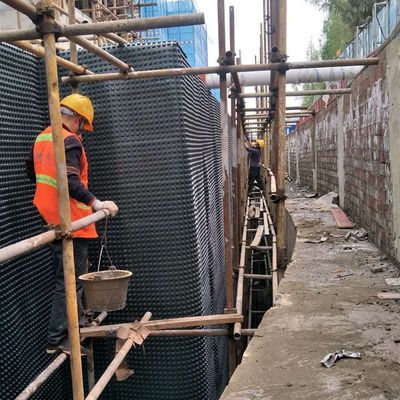 40 kg-60 kg Volumen Grünes Dach Hdpe Harter Verbundstoff Drainage-Blatt Board Mat für Hotel