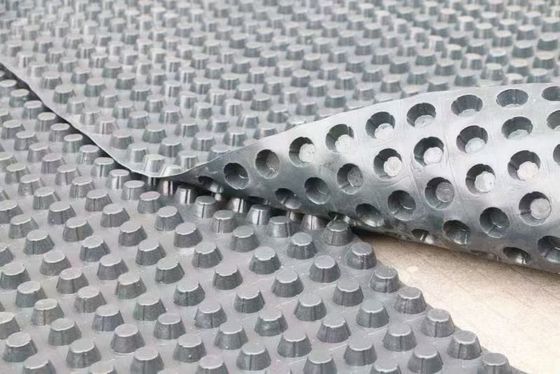 Stärke der Kompressionsbeständigkeit Drainagezelle Kunststoff Drainage-Systeme 2,0 mm Tassenhöhe